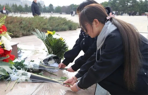 1687936087815194.jpg 5.jpg