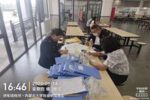 玉泉区市场监督管理局对伟德食堂进行食品安全专项检查